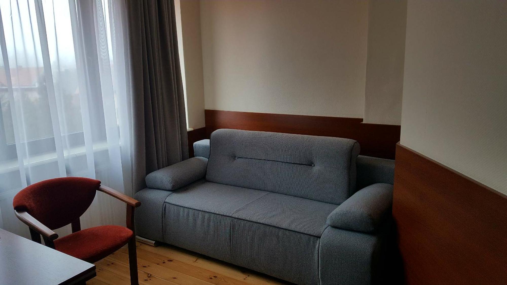Pensjonat Tadeusz I Apartamenty W Darlowku Darlowko Buitenkant foto